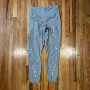 Lululemon Women's Grey and Blue Leggings